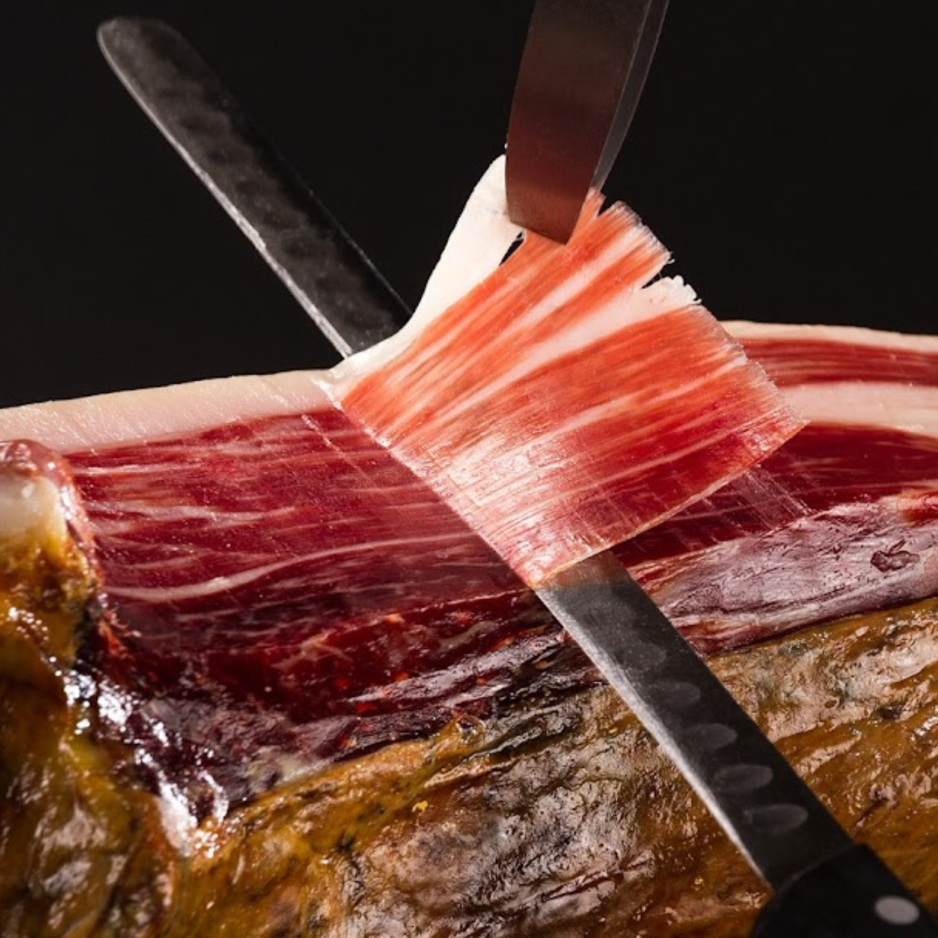 🔴 8 Kg - Rotes Etikett - Iberico Schinken 'Bellota Pata Negra', 24+ Monate gereift - 100 % natürlich